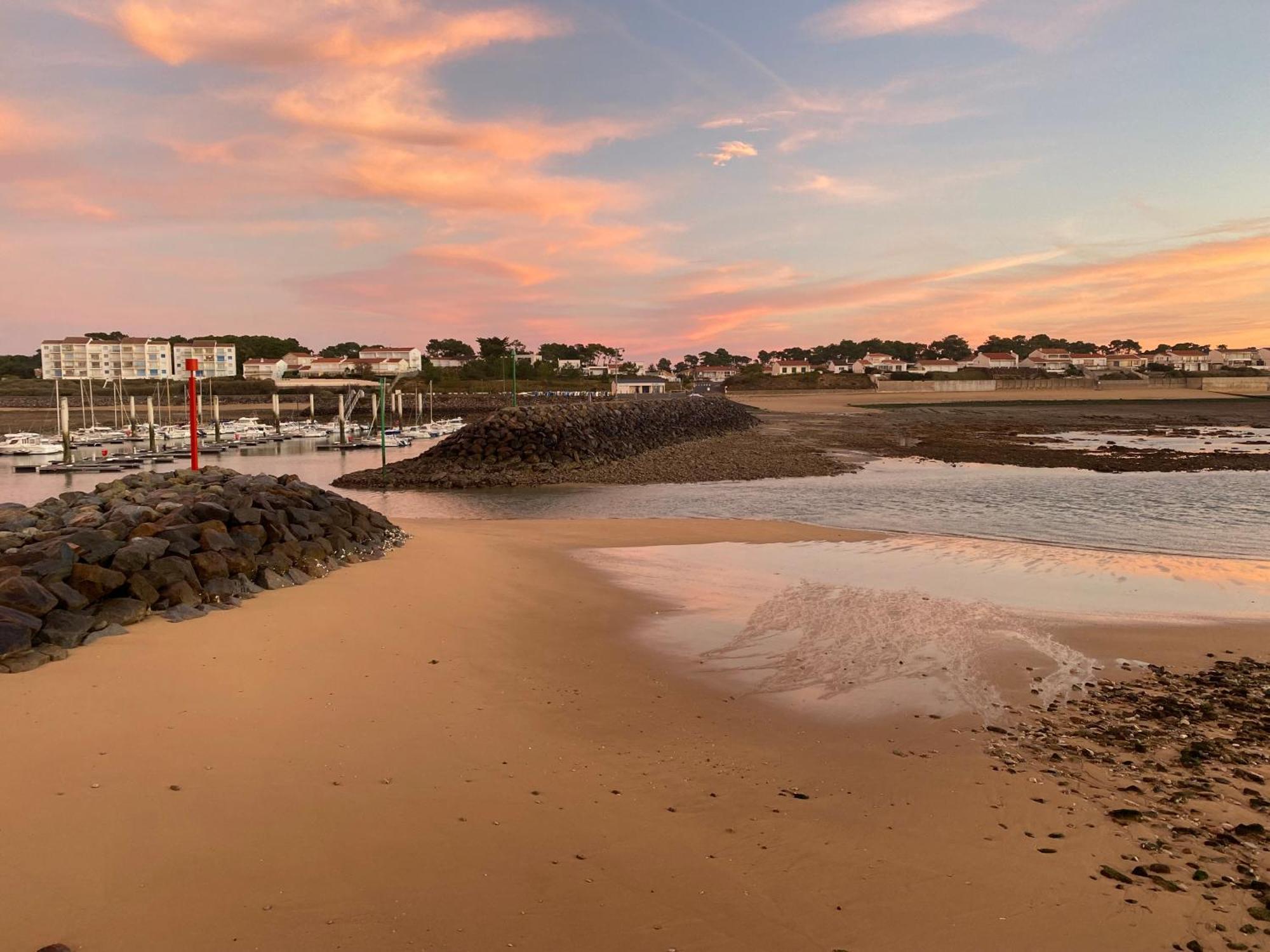 Appartement Vue Sur Mer Et Le Port Jard-sur-Mer Exteriér fotografie
